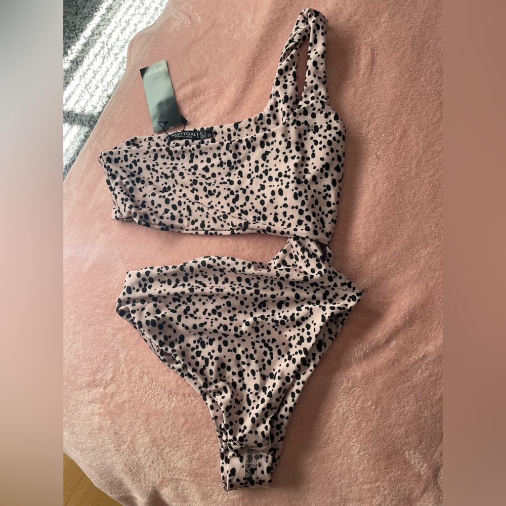 Swimwear size 4